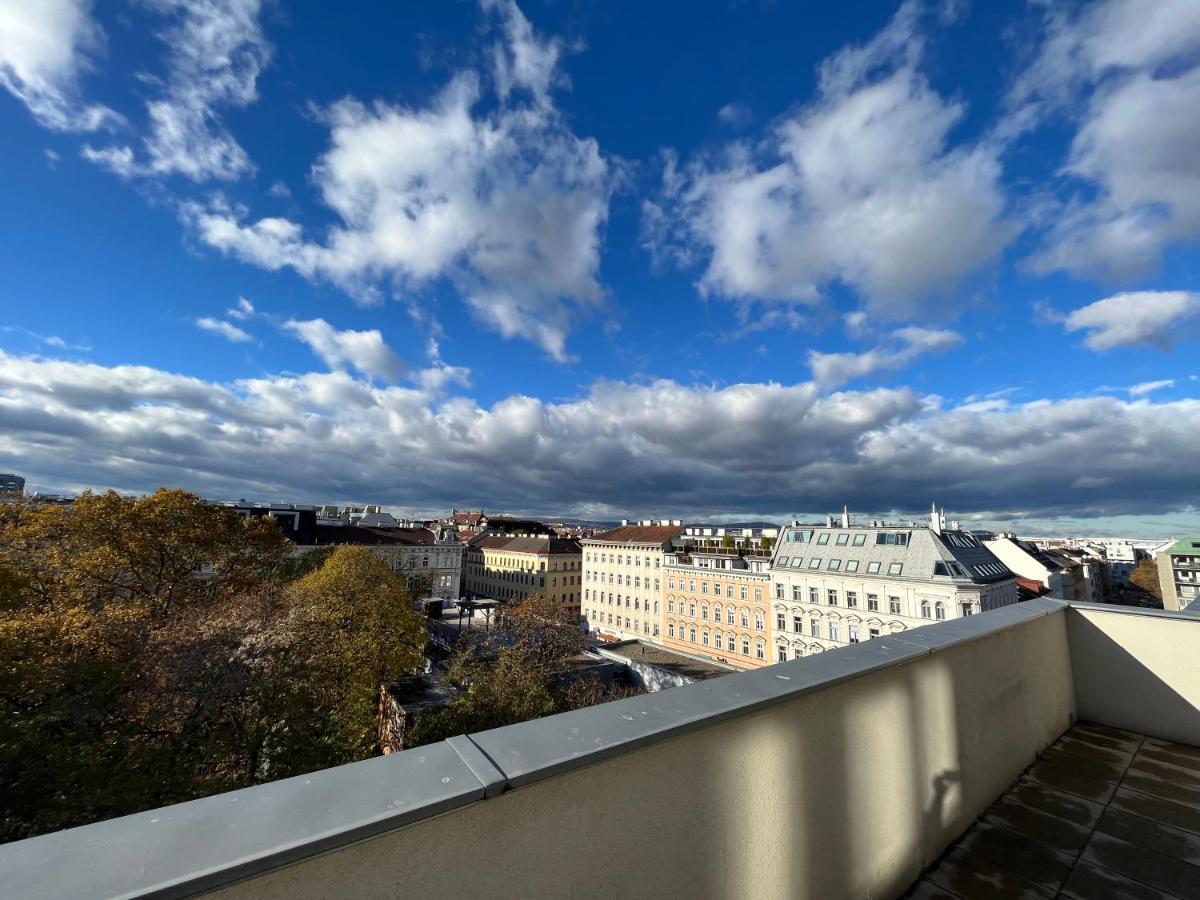 Penthouse Near Central Station With Free Parking Vienna Exterior photo